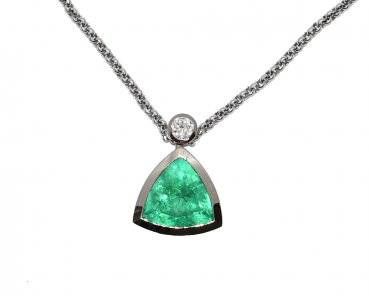 Weißgoldkette und Anhänger aus Weißgold mit Smaragd und Brillant