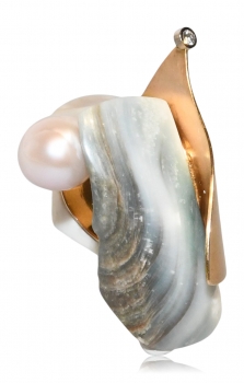 Muschelring mit Roségold, Weißgold, Kasumigauraperle und Brillant