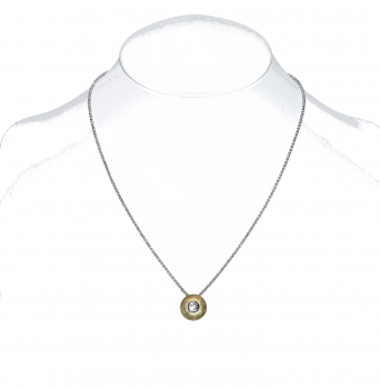 Anhänger aus Gold mit Platin und Brillant an einer Weißgoldkette