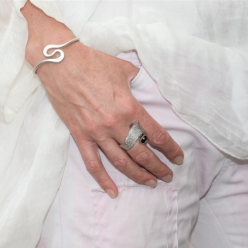 Ring aus Silber mit Sterndiopsid
