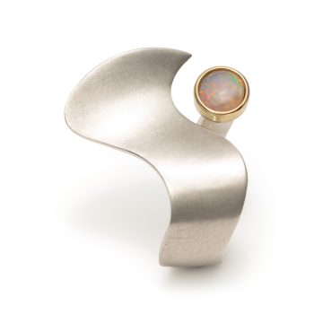 Wave Ring mit Opal in Silber