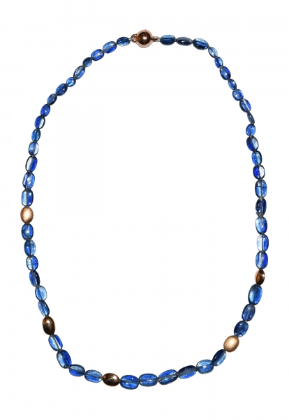 Kette aus Kyanit und Roségold