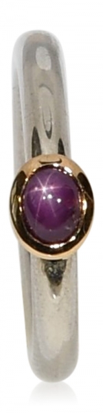 Ring aus Silber, Roségold und Sternrubin