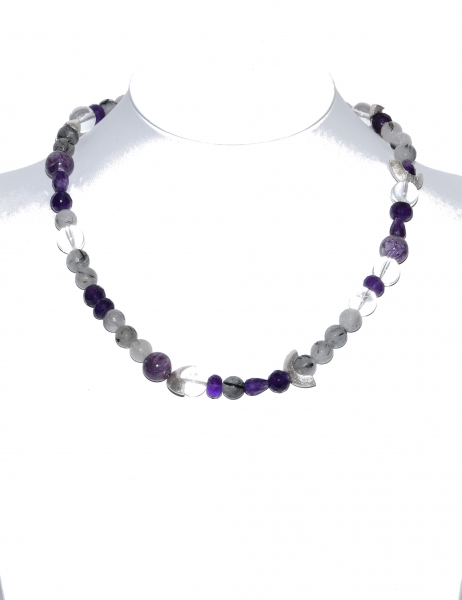 Collier aus Amethyst, Bergkristall, Rutilquartz und Silberelementen
