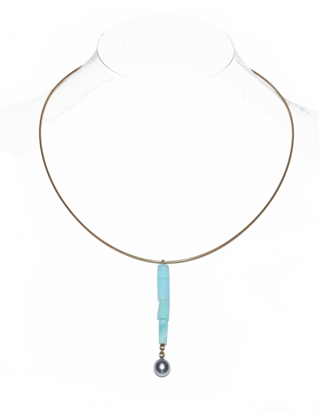 Anhänger aus Gold mit Andenopal und Tahitiperle